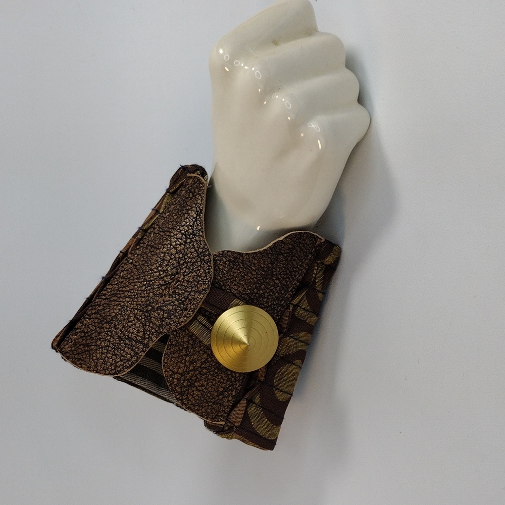 Wristlet